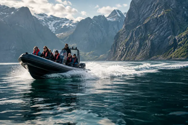 KI-illustrasjon: Trollfjord-cruise eller RIB