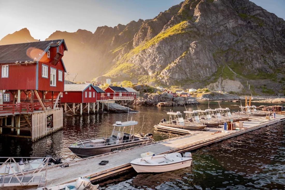 Å Rorbuer – bilde 1 av 5