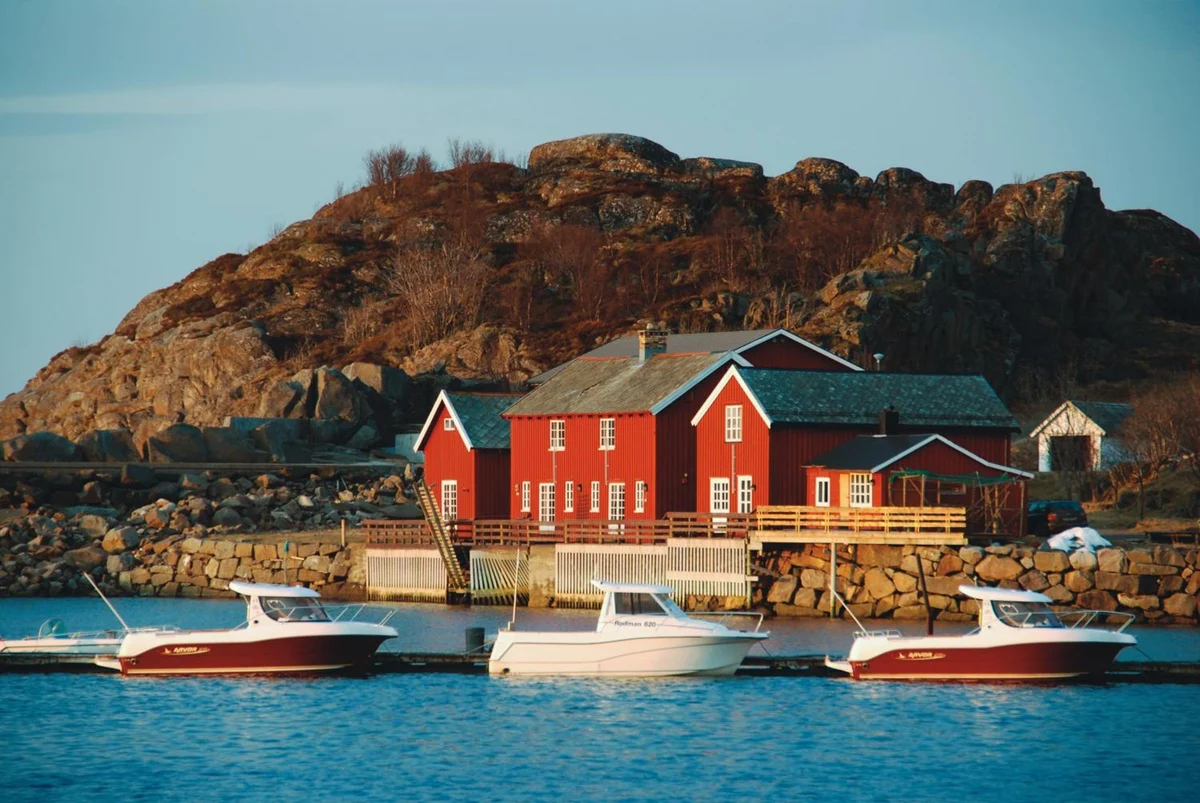 Astra Village – Seafront Rorbu Cabins · Bild 1